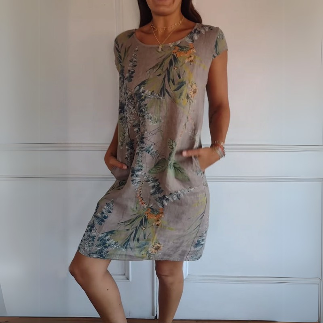 Johana | Elegantne kleit õmblusdekolteega