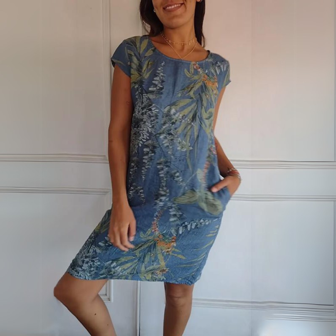Johana | Elegantne kleit õmblusdekolteega