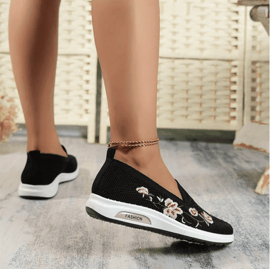 Lily™ – Mugavad ortopeedilised slip-on kingad elegantsete lilledega