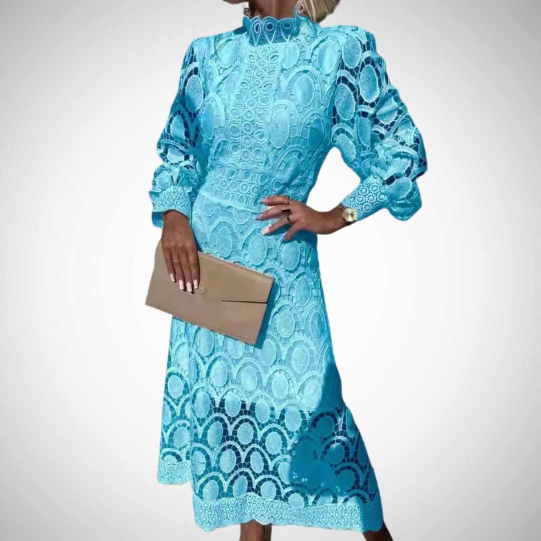 Veronika | Elegantselt pitsiline maxi kleit