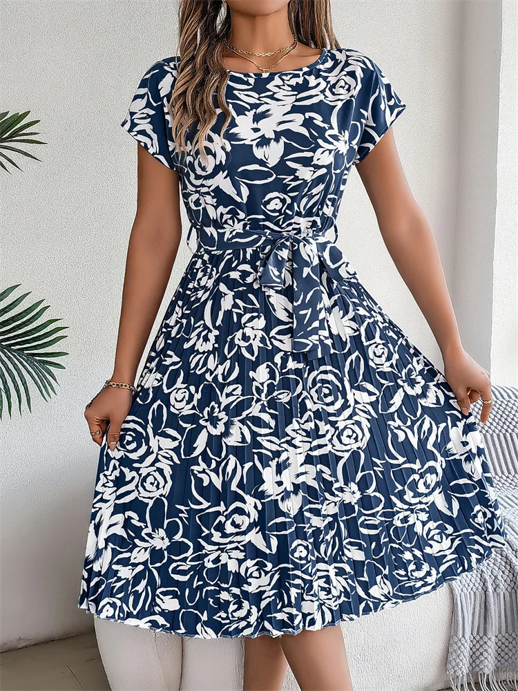 Amal | Moodne kleit lillemustriga