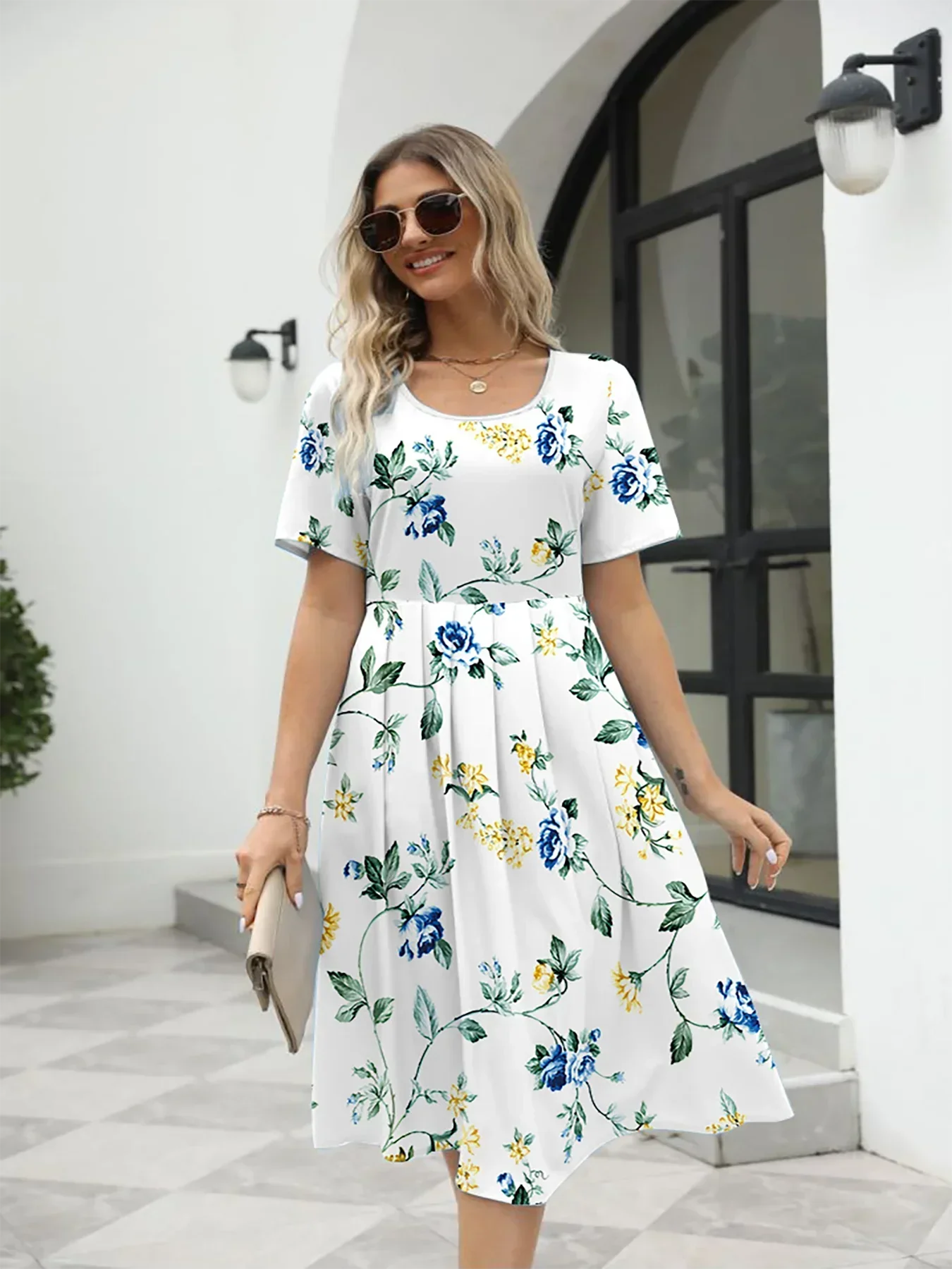 Georgina | Elegantsed midi kleit lillemustriga