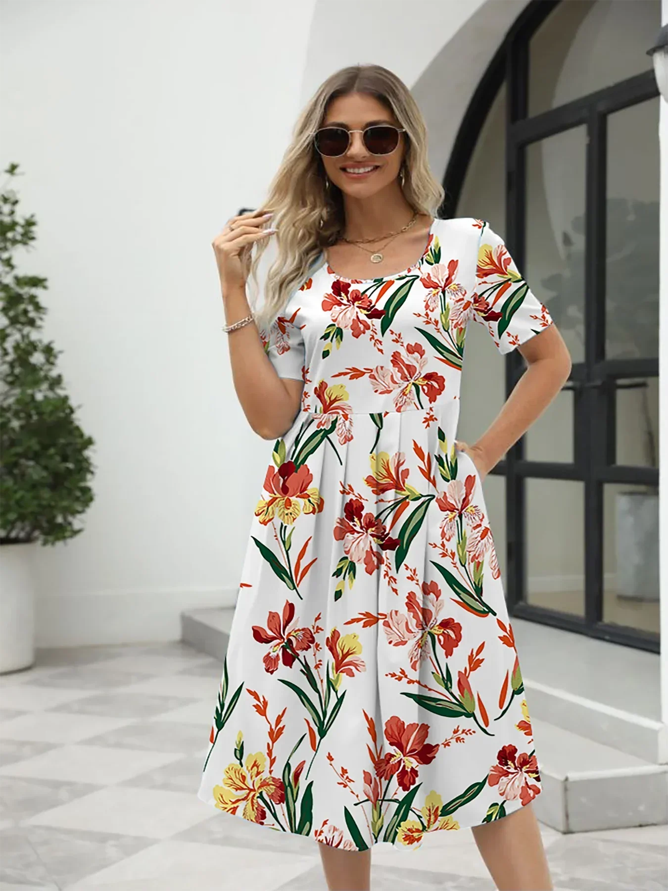 Georgina | Elegantsed midi kleit lillemustriga