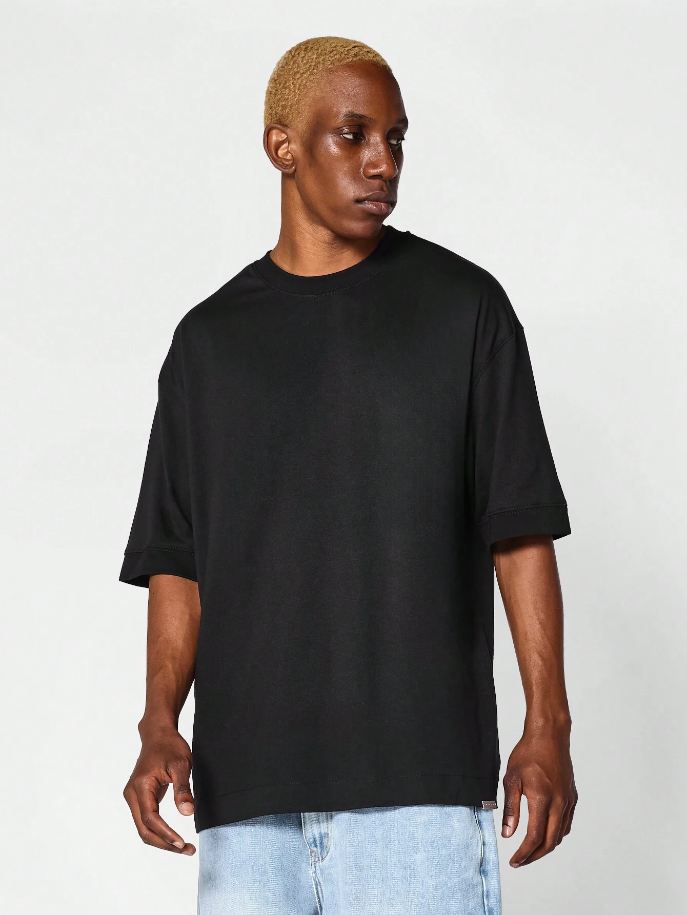 Bram | Stiilsed mustad oversized särk suvehooajaks